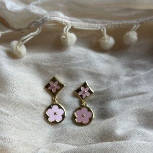 Women’s Pink Flower Drop Earrings Gold Trim